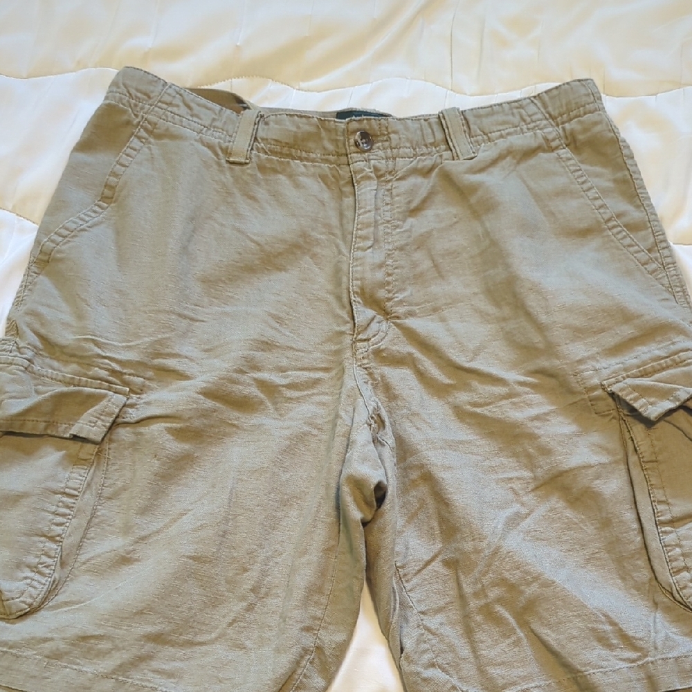 Casual Tan Cargo Shorts